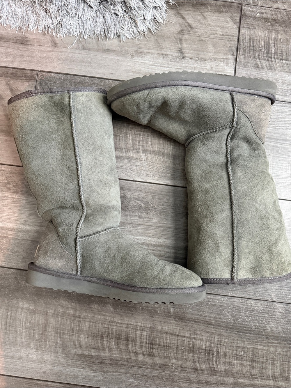 UGG Short Suede Boots in Olive
